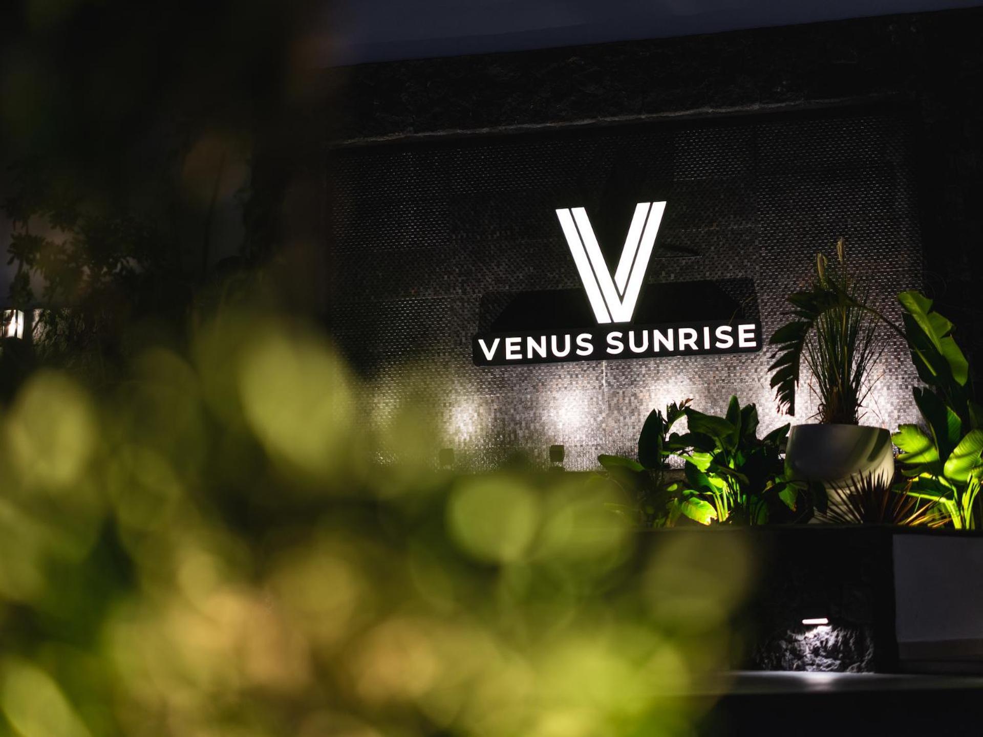 Venus Sunrise Suites & Villas Vourvoúlos Extérieur photo