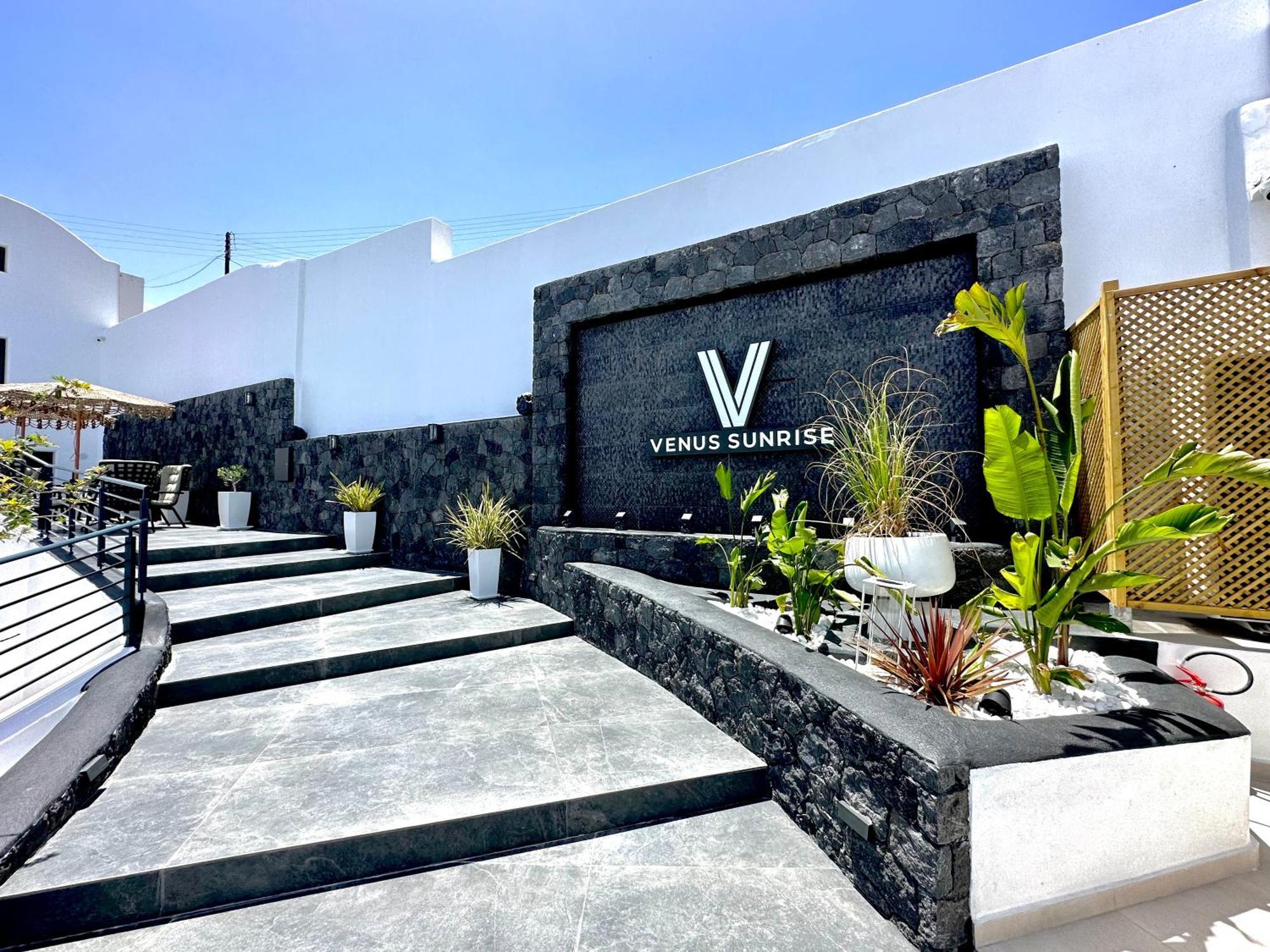 Venus Sunrise Suites & Villas Vourvoúlos Extérieur photo